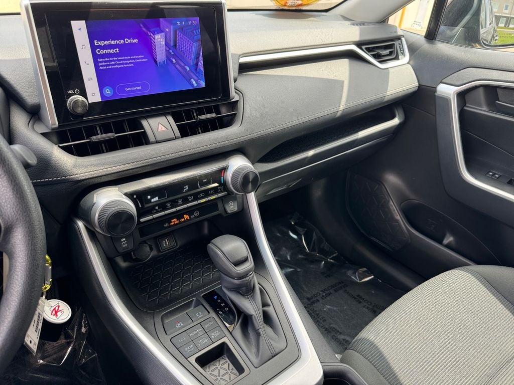 2024 Toyota RAV4 LE AWD