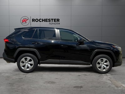 2024 Toyota RAV4 LE AWD
