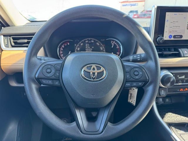 2025 Toyota RAV4 LE AWD