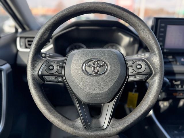 2020 Toyota RAV4 LE AWD