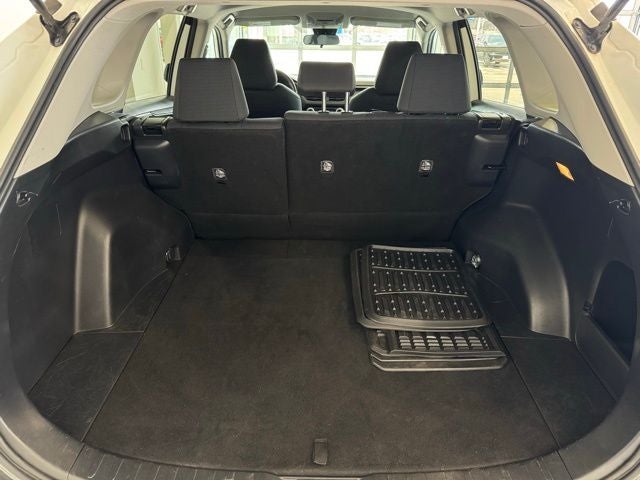 2020 Toyota RAV4 LE AWD