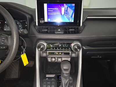 2025 Toyota RAV4 LE AWD