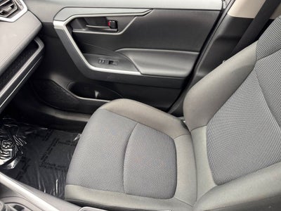 2025 Toyota RAV4 LE AWD
