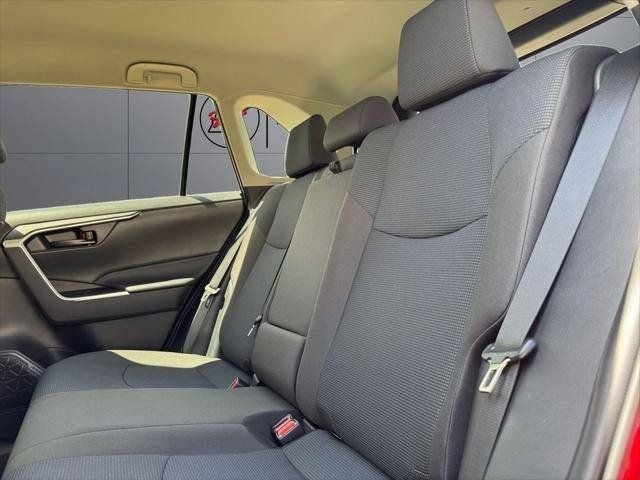2023 Toyota RAV4 LE AWD