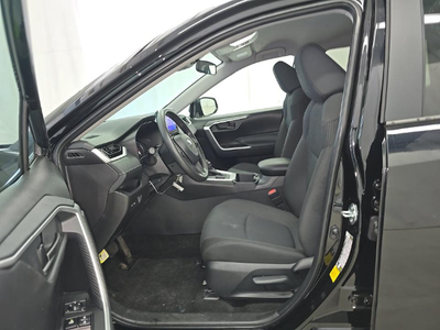 2025 Toyota RAV4 LE AWD