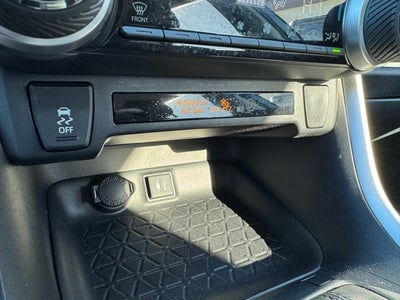 2019 Toyota RAV4 Hybrid LE AWD