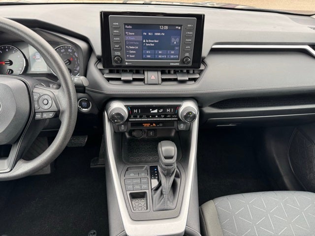 2022 Toyota RAV4 XLE AWD