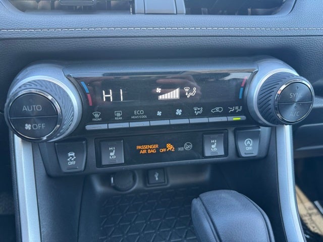 2020 Toyota RAV4 XLE AWD