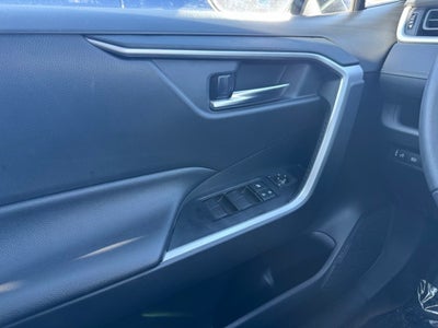 2020 Toyota RAV4 XLE AWD