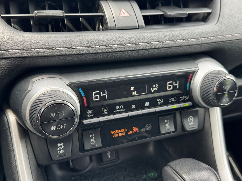 2021 Toyota RAV4 XLE AWD