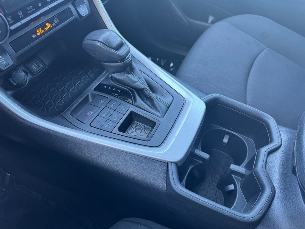 2025 Toyota RAV4 XLE AWD