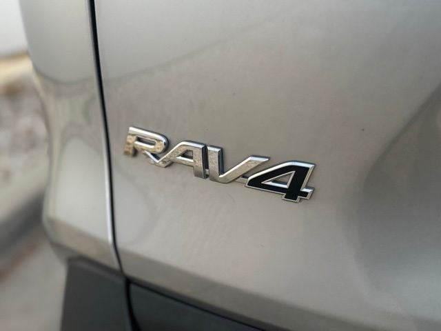 2021 Toyota RAV4 XLE AWD