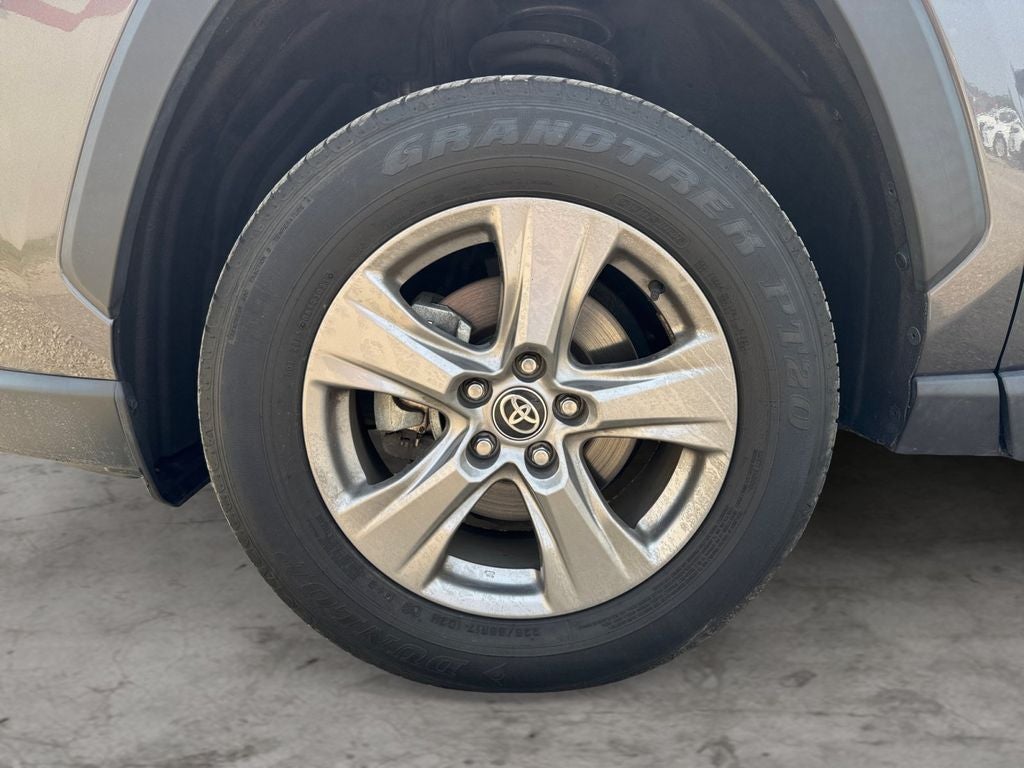 2024 Toyota RAV4 XLE AWD