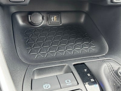 2025 Toyota RAV4 XLE AWD