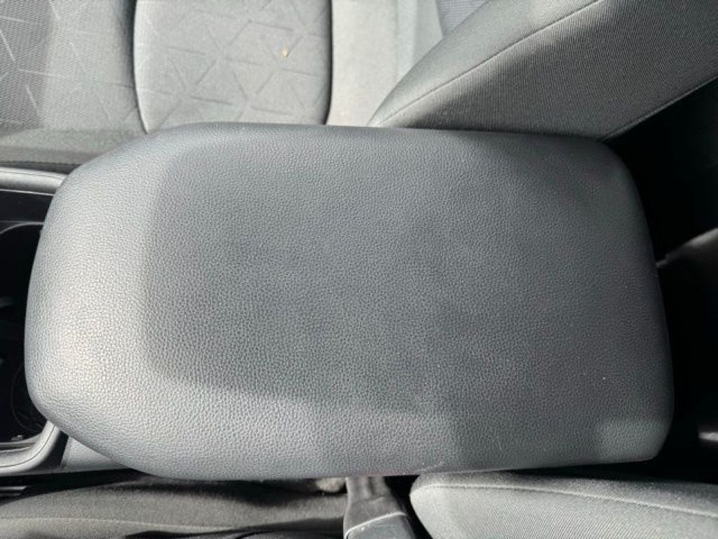 2025 Toyota RAV4 XLE AWD