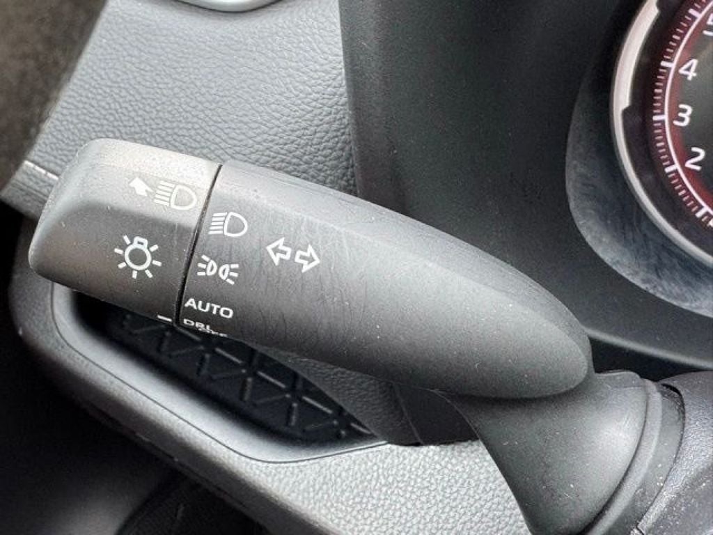 2025 Toyota RAV4 XLE AWD