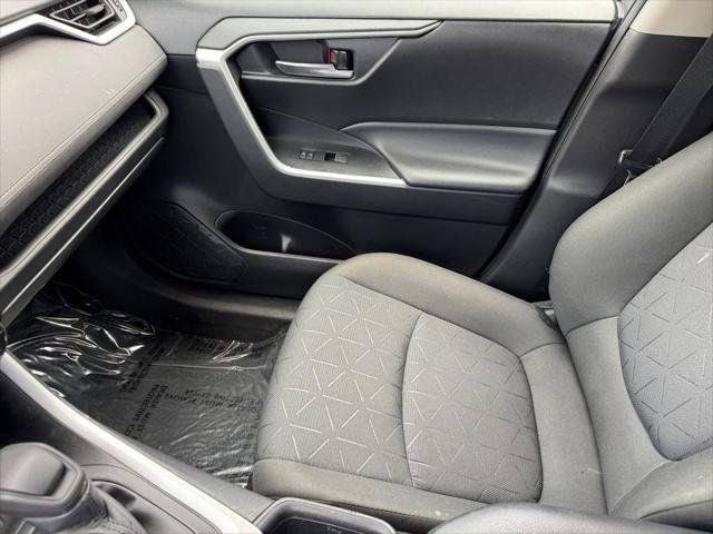 2023 Toyota RAV4 XLE AWD