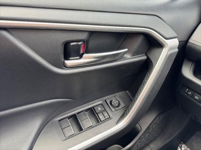 2023 Toyota RAV4 XLE AWD