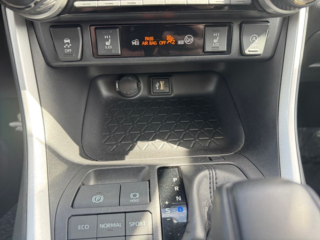 2024 Toyota RAV4 XLE AWD