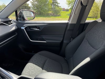 2024 Toyota RAV4 XLE AWD
