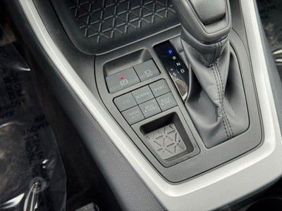 2025 Toyota RAV4 XLE AWD