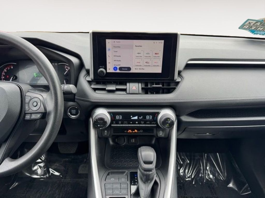 2025 Toyota RAV4 XLE AWD