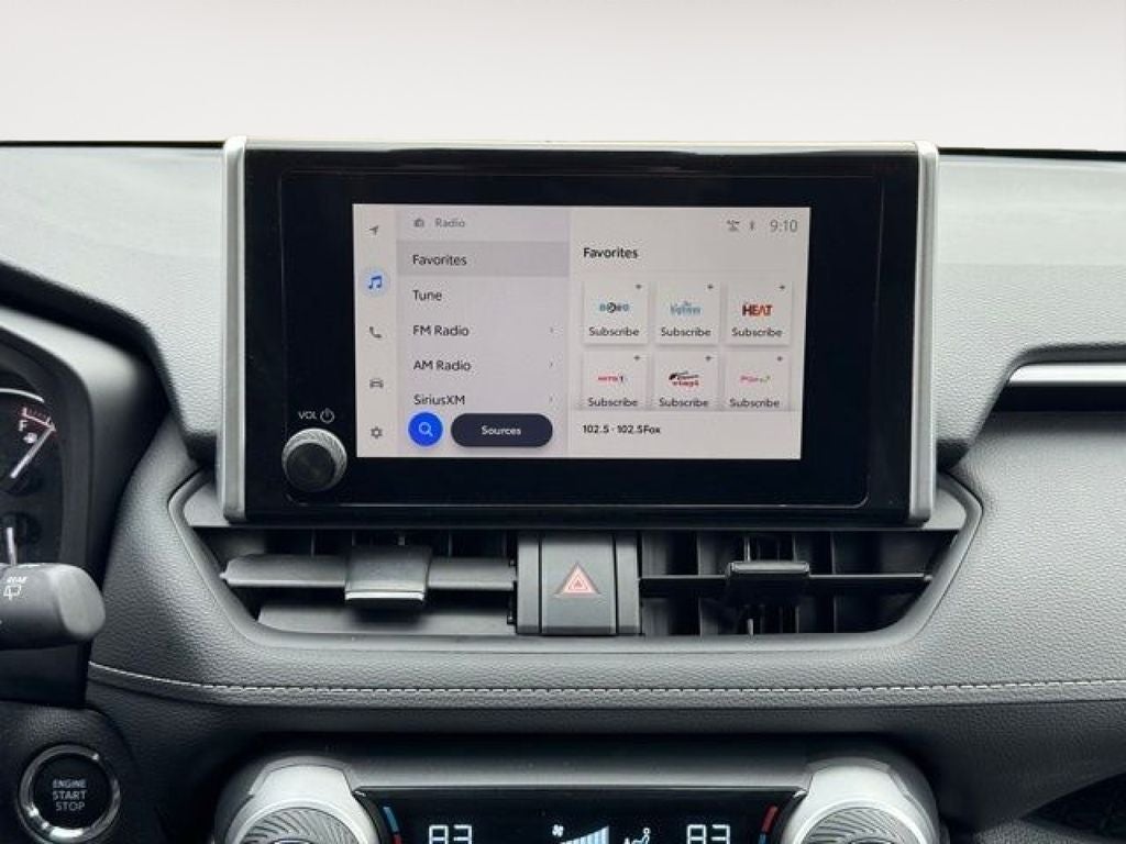 2025 Toyota RAV4 XLE AWD