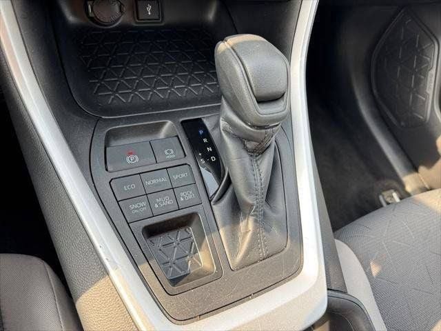 2022 Toyota RAV4 XLE AWD