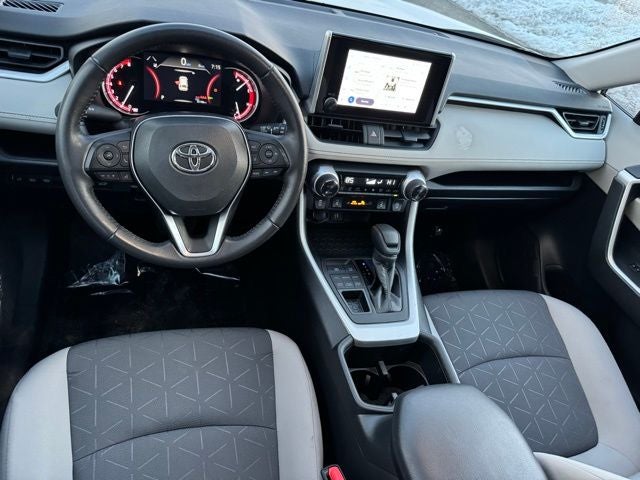 2023 Toyota RAV4 XLE AWD