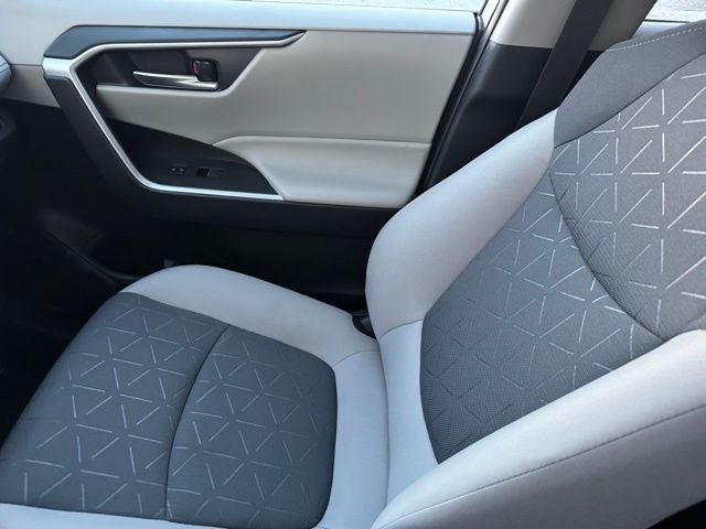 2023 Toyota RAV4 XLE AWD