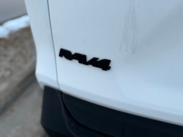 2023 Toyota RAV4 XLE AWD