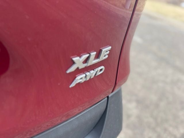 2021 Toyota RAV4 XLE AWD