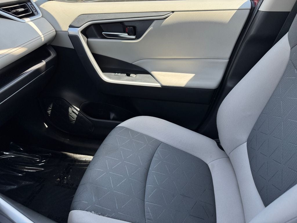 2023 Toyota RAV4 XLE AWD