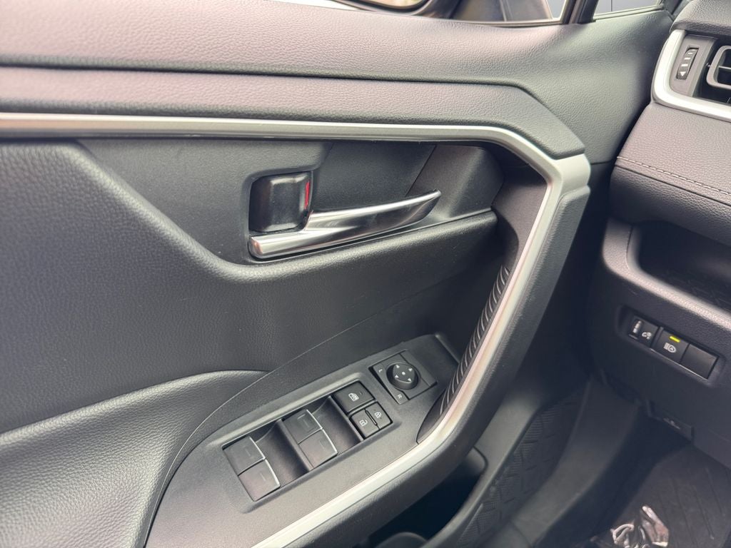 2024 Toyota RAV4 XLE AWD