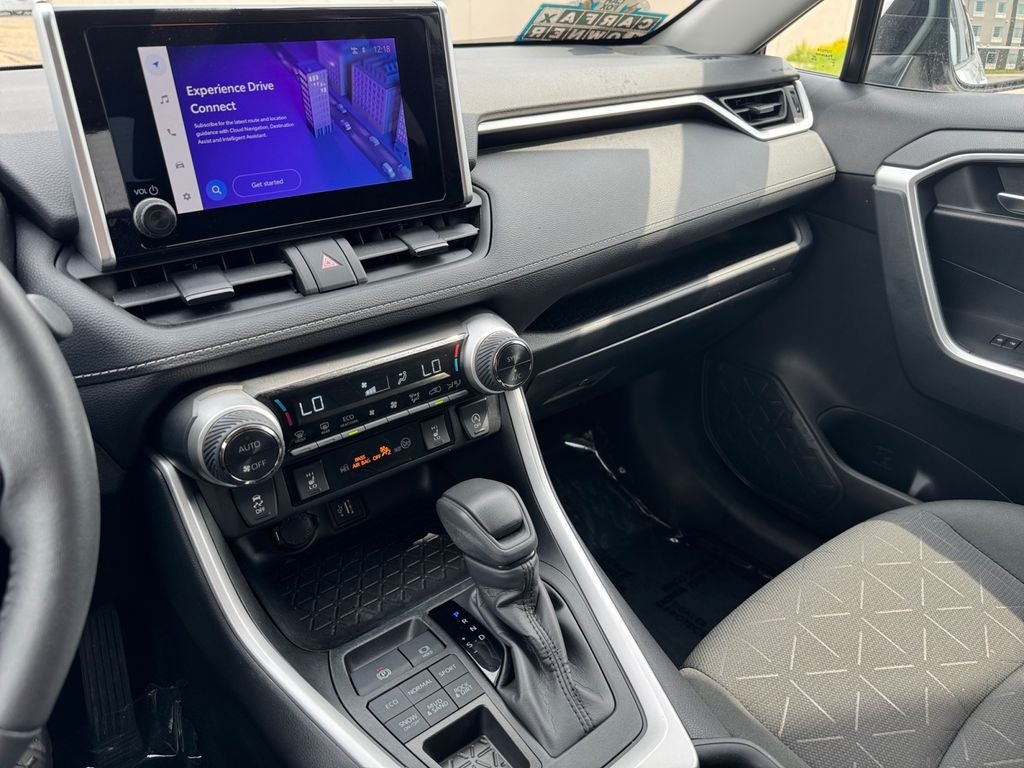 2024 Toyota RAV4 XLE AWD