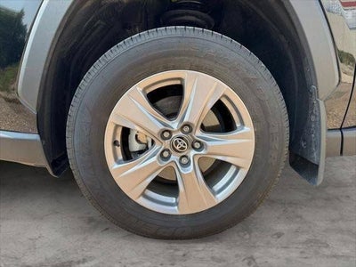 2024 Toyota RAV4 XLE AWD