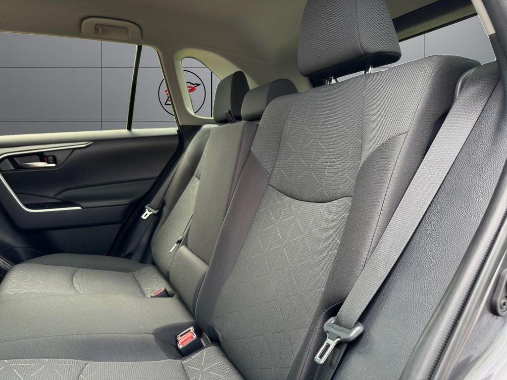 2024 Toyota RAV4 XLE AWD