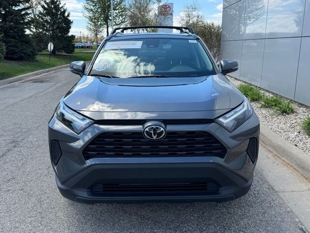 2025 Toyota RAV4 XLE - Photo 34