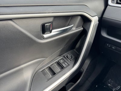 2025 Toyota RAV4 XLE AWD