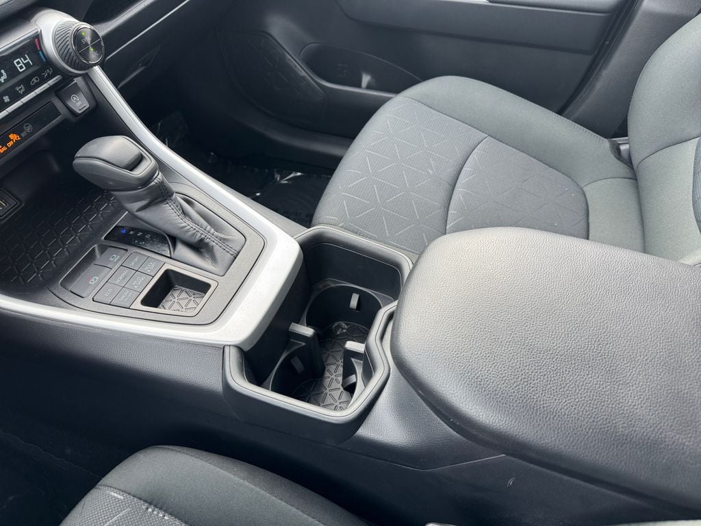 2025 Toyota RAV4 XLE AWD