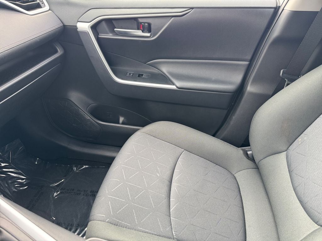 2025 Toyota RAV4 XLE AWD