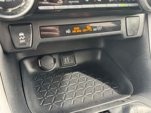 2025 Toyota RAV4 Hybrid XLE AWD