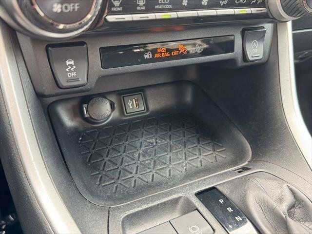 2024 Toyota RAV4 XLE FWD