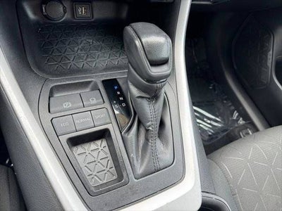 2024 Toyota RAV4 XLE FWD