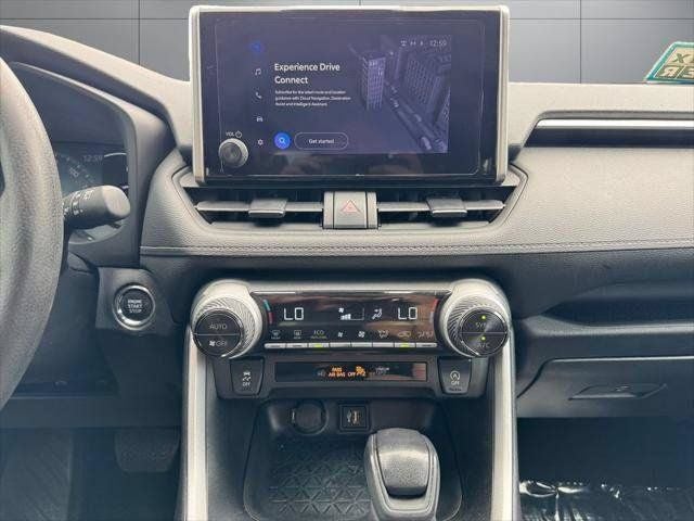 2024 Toyota RAV4 XLE FWD