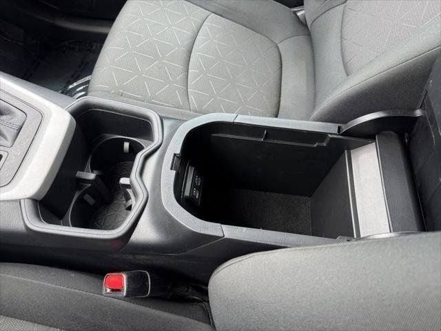 2024 Toyota RAV4 XLE FWD