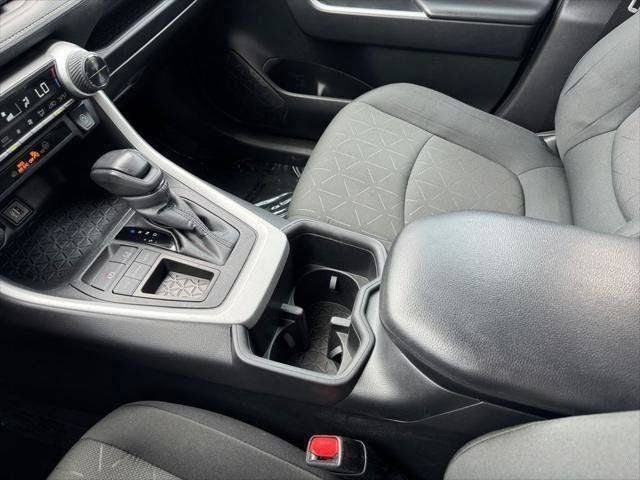 2024 Toyota RAV4 XLE FWD