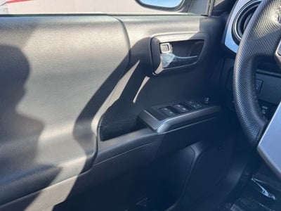 2023 Toyota Tacoma Limited V6