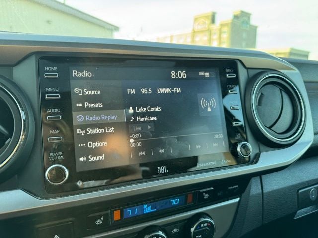 2022 Toyota Tacoma Limited V6