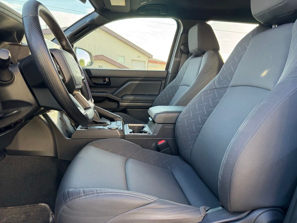 2024 Toyota Tacoma SR5 RWD